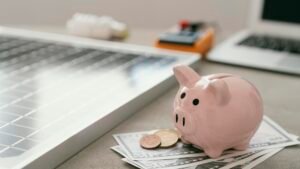 Venha ver 5 motivos para sua empresa investir em energia solar